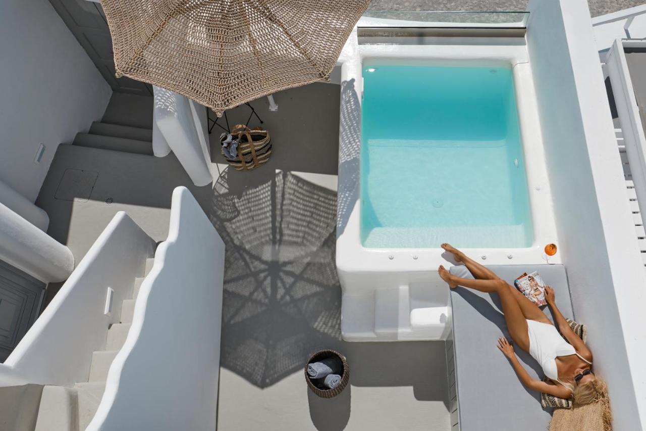 U & Me Suites Fira  Exterior photo