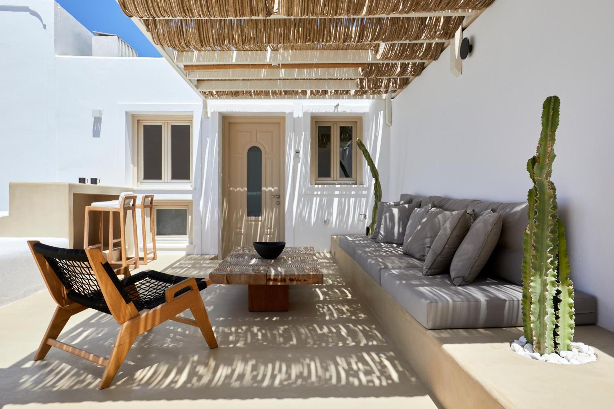 U & Me Suites Fira  Exterior photo